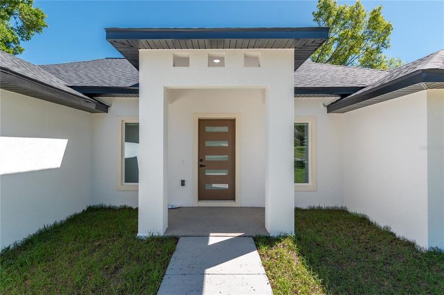 Exterior details and patio area of a home in , Belleview (Image 33). Exterior details and patio area of a home in , Belleview (Image 33).
