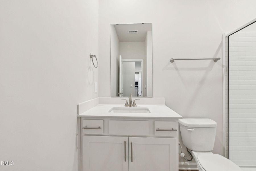 20-web-or-mls-Raleigh - Oak Manor - 121