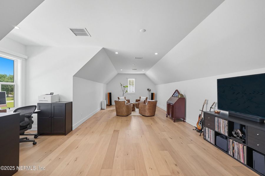 Furnished interior view inside a new home in , Ponte Vedra Beach (Image 14).