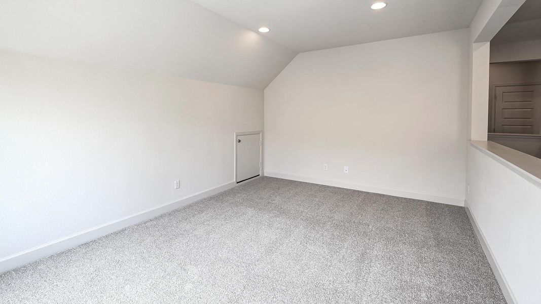 Spacious, unfurnished interior of a new home in 6 Creeks 45', Kyle (Image 13). Spacious, unfurnished interior of a new home in 6 Creeks 45', Kyle (Image 13).