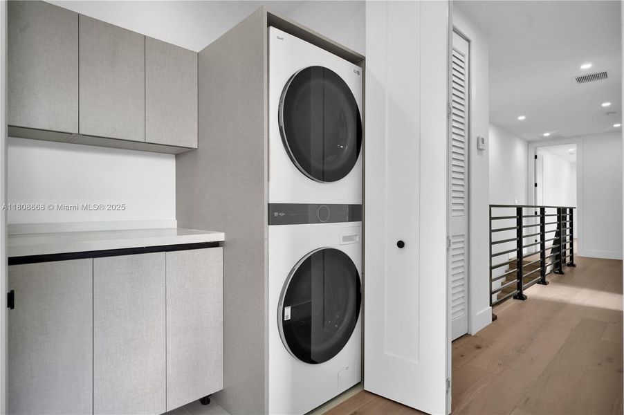 Image 39 of a home in .