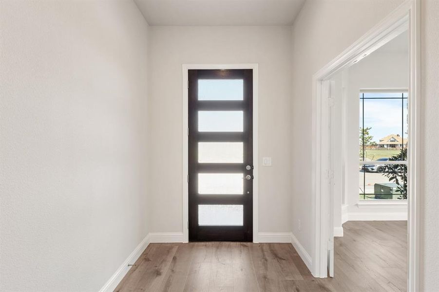 Spacious, unfurnished interior of a new home in Stone River Glen 50s, Royse City (Image 20). Spacious, unfurnished interior of a new home in Stone River Glen 50s, Royse City (Image 20).