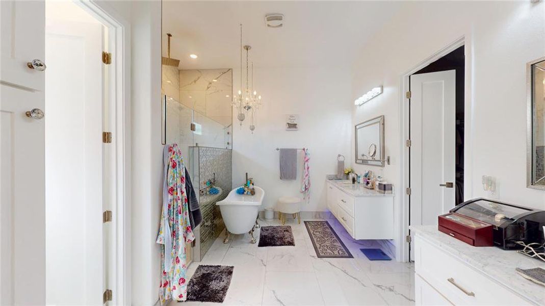 Image 33 of a home in .