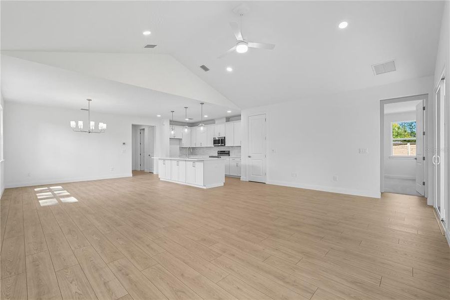 Spacious, unfurnished interior of a new home in Palm Coast Homes, Palm Coast (Image 18).