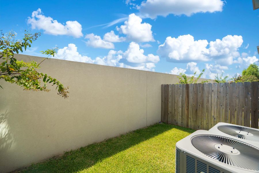 Image 33 of a home in . Image 33 of a home in .