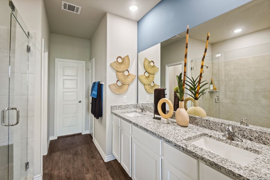 Furnished interior view inside a new home in Cinco Lakes, San Antonio (Image 3). Furnished interior view inside a new home in Cinco Lakes, San Antonio (Image 3).
