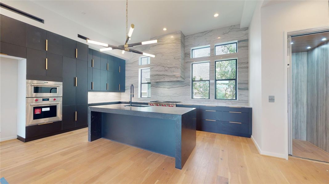 Image 11 of a home in . Image 11 of a home in .