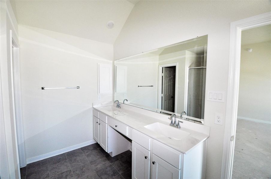 Image 40 of a home in .