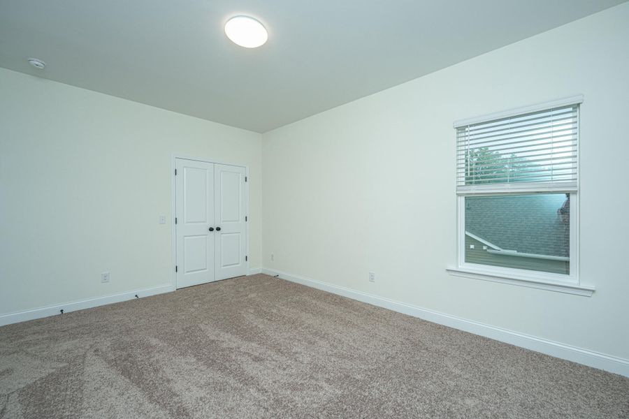 Spacious, unfurnished interior of a new home in , Ridgeville (Image 19).