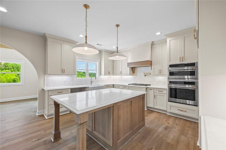 Furnished interior view inside a new home in , Monroe (Image 14).