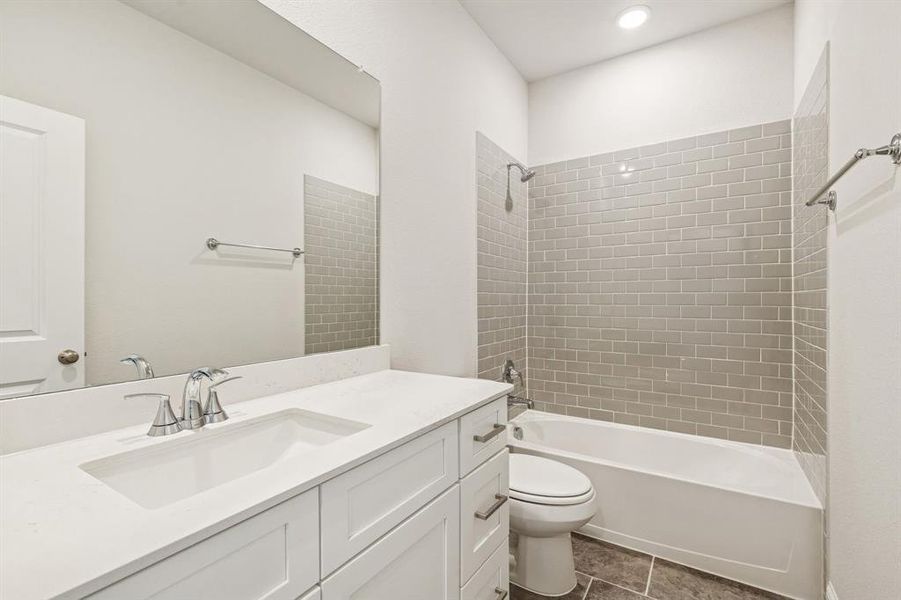 Furnished interior view inside a new home in Venetian, Weston (Image 4).