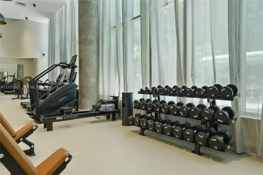 Community amenities in , Miami (Image 53).
