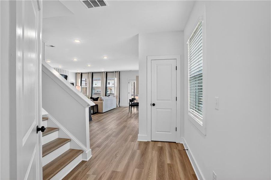 Spacious, unfurnished interior of a new home in Governors Parc, Kennesaw (Image 17).