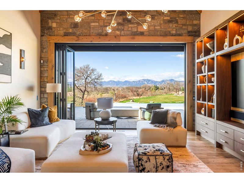 Furnished interior view inside a new home in , Lafayette (Image 9).