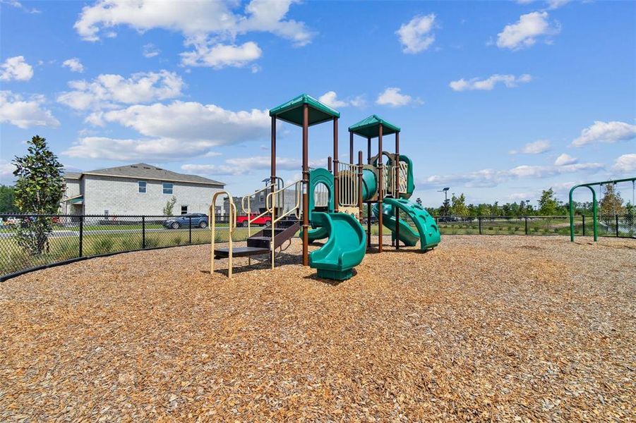 Community amenities in , Land O' Lakes (Image 56).