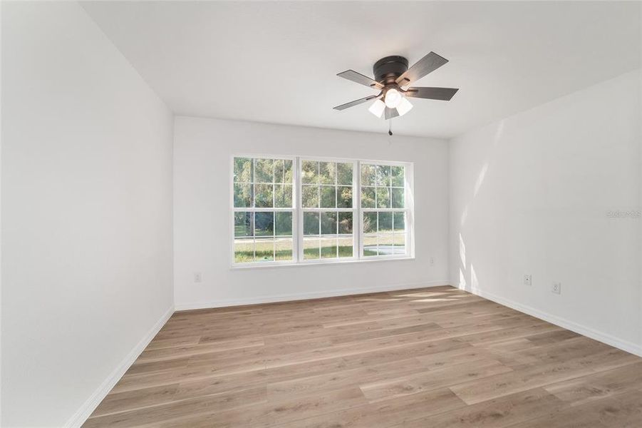 Spacious, unfurnished interior of a new home in , Belleview (Image 33).