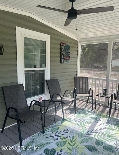 Exterior details and patio area of a home in , Satsuma (Image 24).