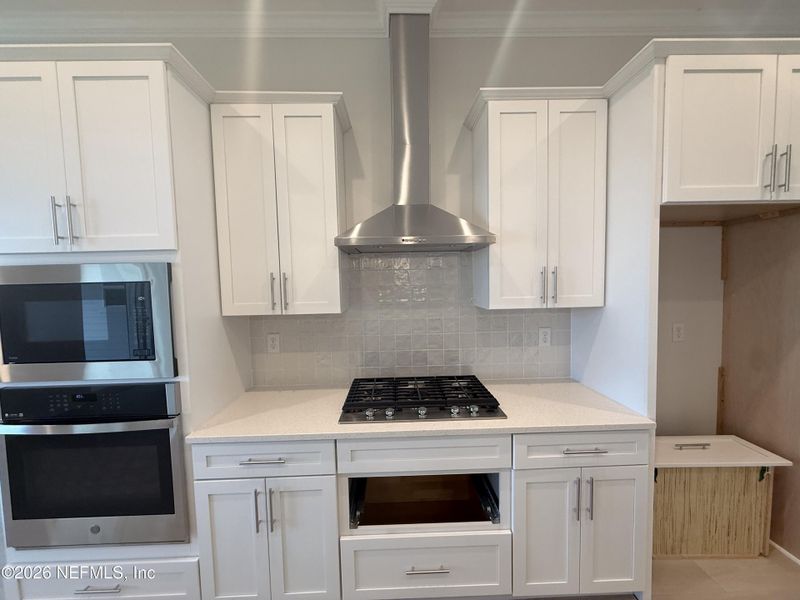 Furnished interior view inside a new home in , Fernandina Beach (Image 7).
