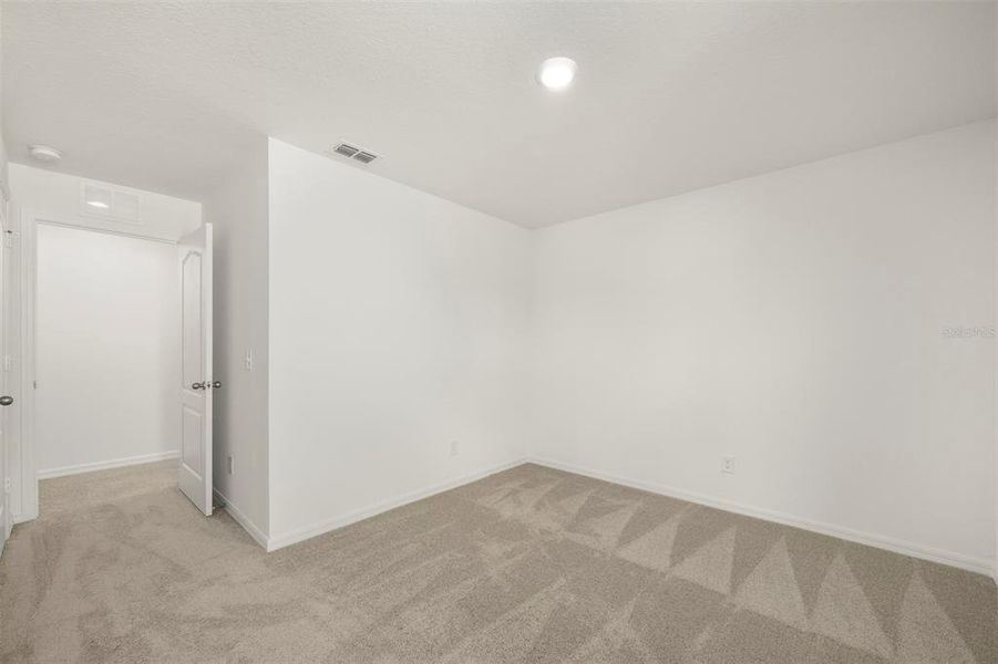 Spacious, unfurnished interior of a new home in Sol Vista, Dundee (Image 19). Spacious, unfurnished interior of a new home in Sol Vista, Dundee (Image 19).