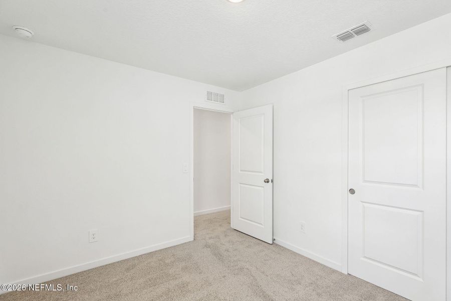 Spacious, unfurnished interior of a new home in The District at Oakleaf - The Commons, Middleburg (Image 21).