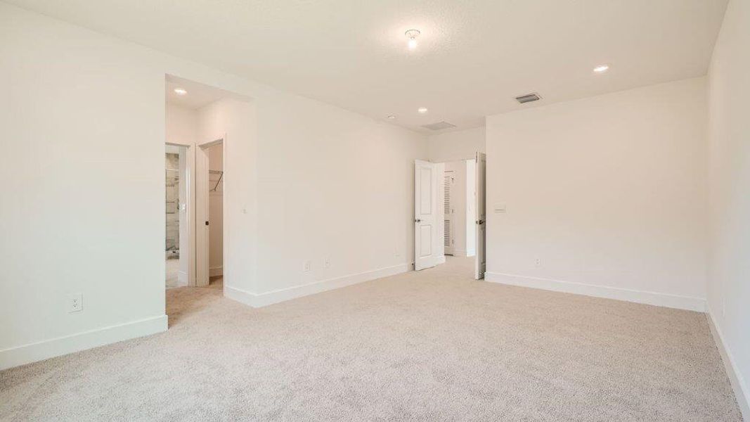 Representative unfurnished interior of a home built from the Ponte Vedra by D.R. Horton in Preserves at Park Trace, Stuart (Image 16).
