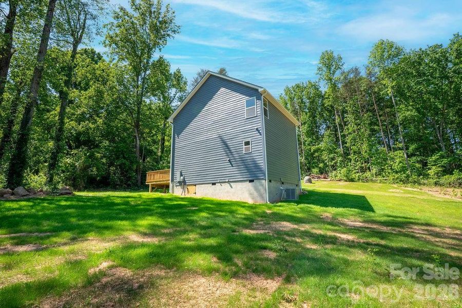 Exterior details and patio area of a home in , Gastonia (Image 17).