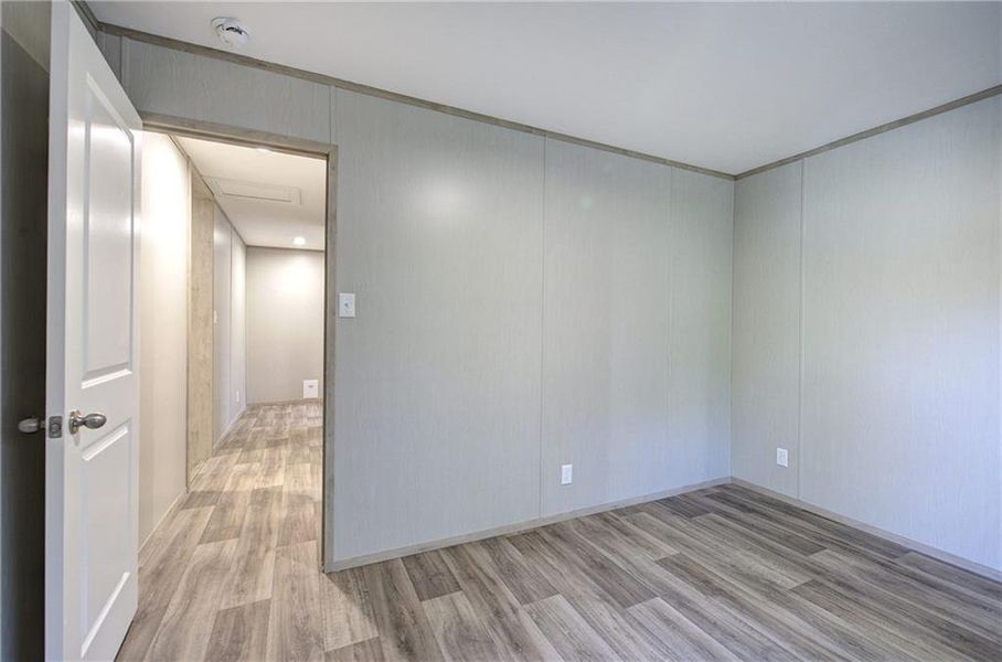 Spacious, unfurnished interior of a new home in , Talking Rock (Image 46).