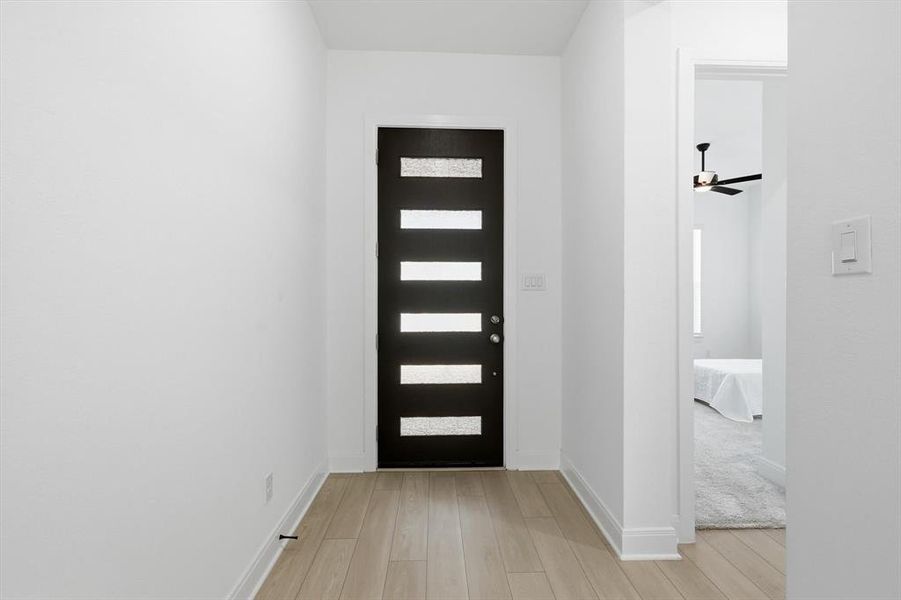 Spacious, unfurnished interior of a new home in Pecan Square - Gardens, Northlake (Image 20). Spacious, unfurnished interior of a new home in Pecan Square - Gardens, Northlake (Image 20).