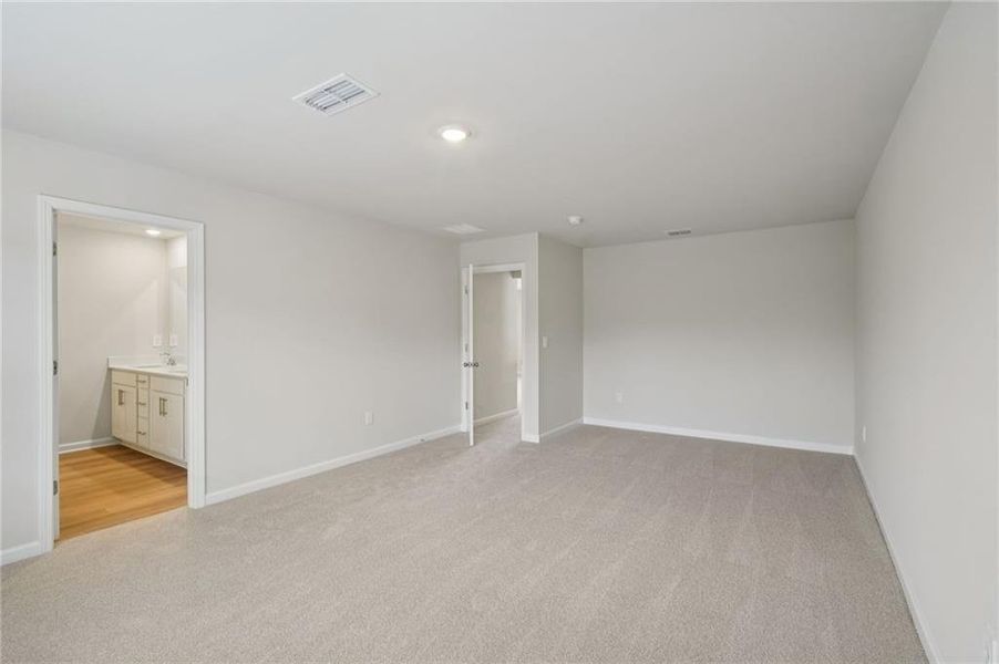 Spacious, unfurnished interior of a new home in Parkside at Grayson, Grayson (Image 20).