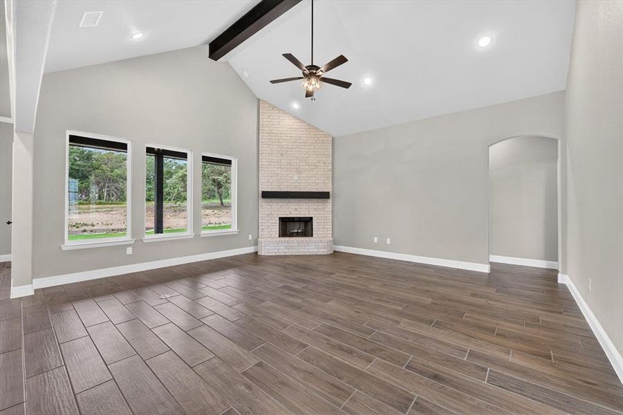 Spacious, unfurnished interior of a new home in , Azle (Image 19). Spacious, unfurnished interior of a new home in , Azle (Image 19).