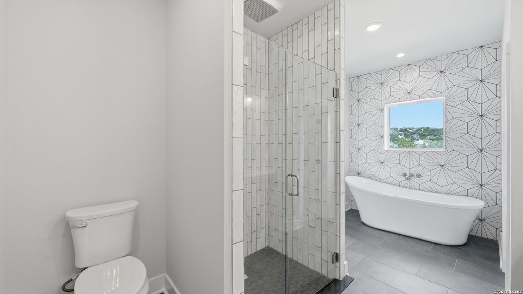 Furnished interior view inside a new home in , Canyon Lake (Image 14).