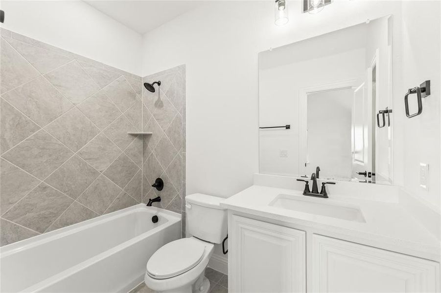 Furnished interior view inside a new home in Crystal Lake Estates, Red Oak (Image 15).