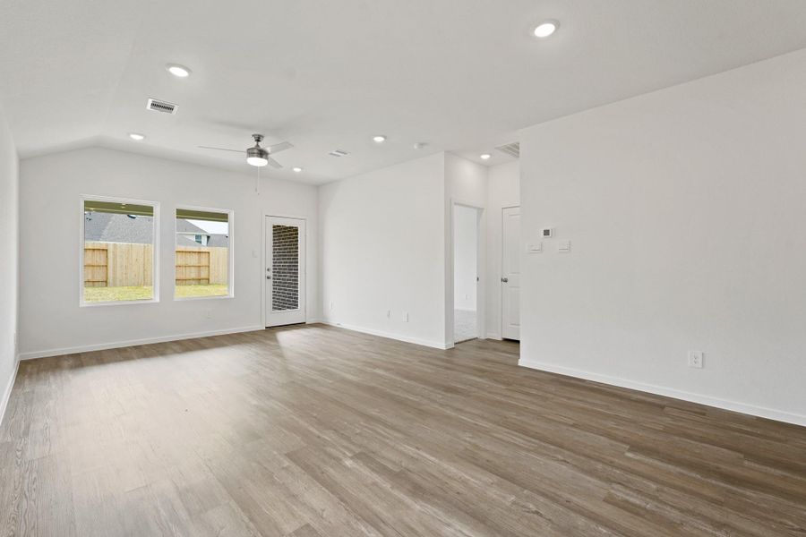 Spacious, unfurnished interior of a new home in Cypress Green, Hockley (Image 5). Spacious, unfurnished interior of a new home in Cypress Green, Hockley (Image 5).