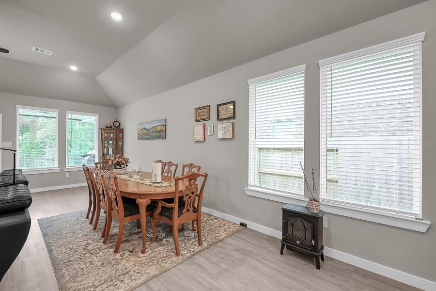 Furnished interior view inside a new home in Moran Ranch, Willis (Image 17). Furnished interior view inside a new home in Moran Ranch, Willis (Image 17).