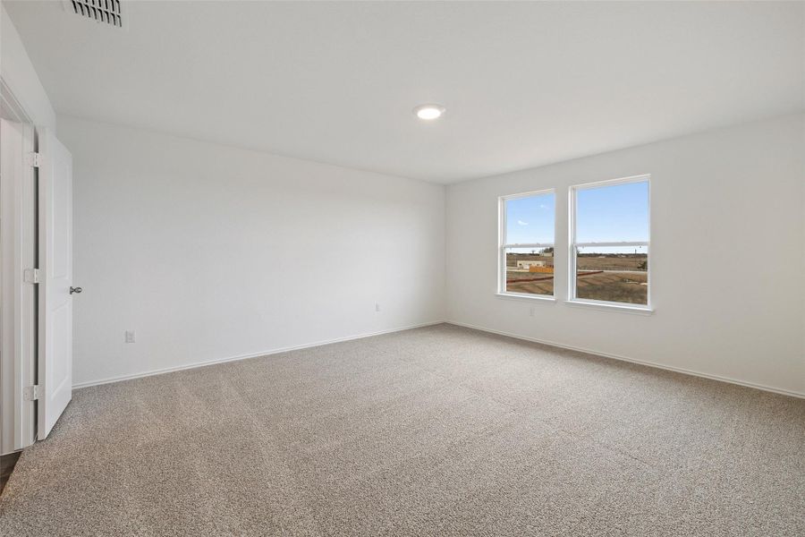 Spacious, unfurnished interior of a new home in Palomino, Manor (Image 28).