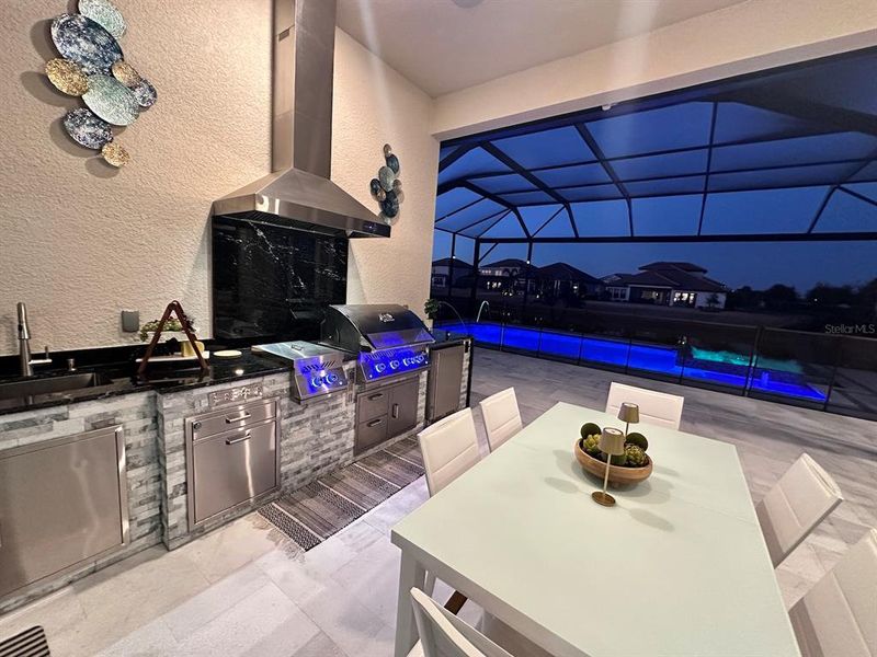 Exterior details and patio area of a home in , Wesley Chapel (Image 3).