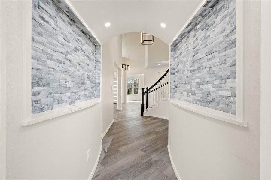 Spacious, unfurnished interior of a new home in , Grand Prairie (Image 17).
