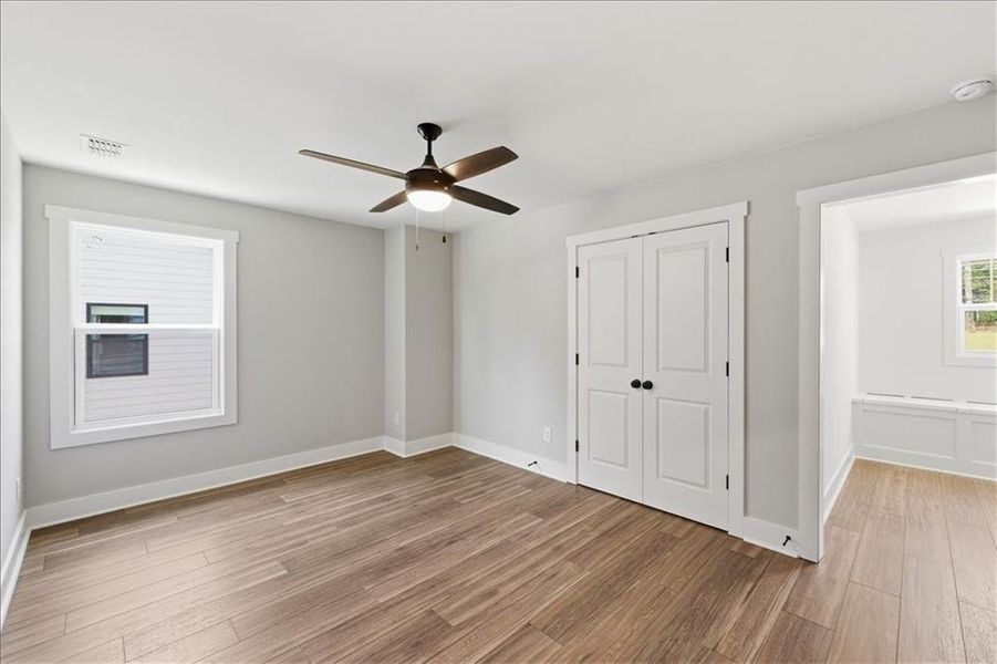 Spacious, unfurnished interior of a new home in Ferguson Corners, Emerson (Image 35).