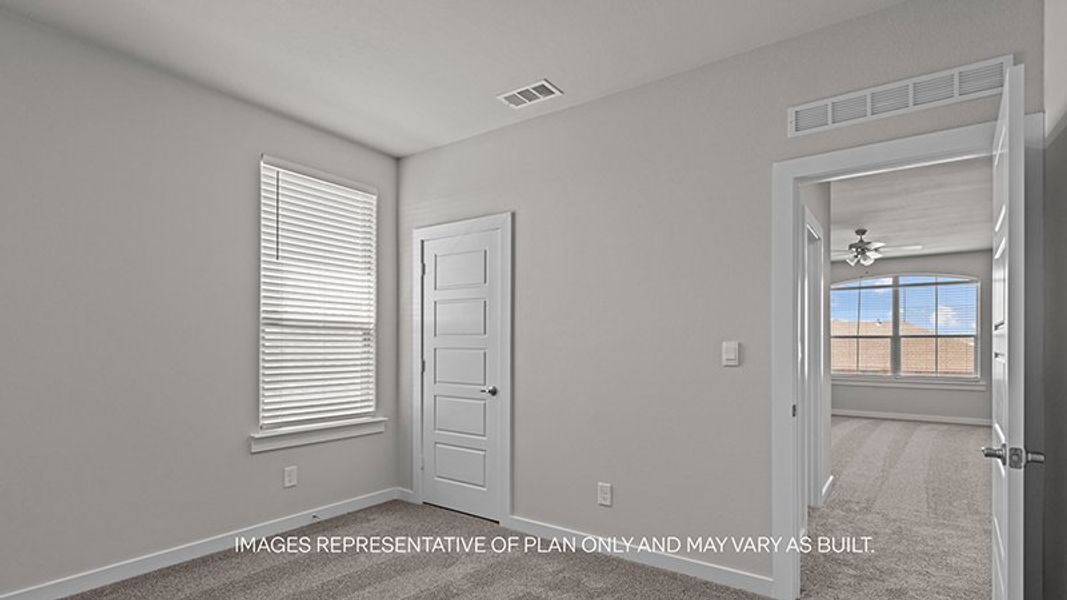 Spacious, unfurnished interior of a new home in Abbey Glen, Lubbock (Image 17).