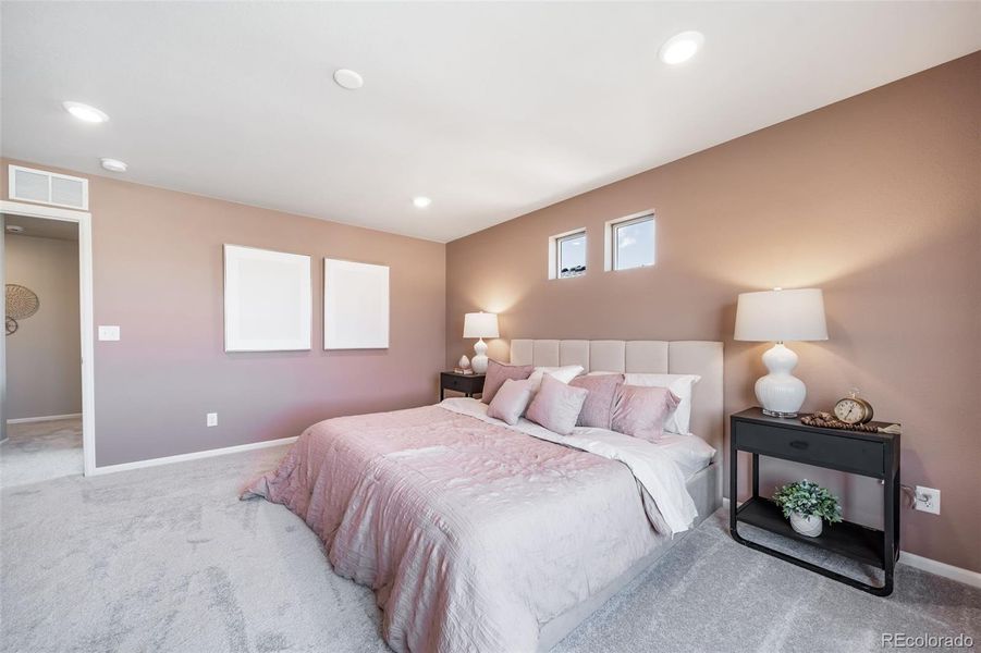 Furnished interior view inside a new home in Thompson River Ranch, Johnstown (Image 35).