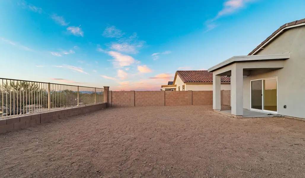 Exterior details and patio area of a home in Entrada Del Toro at Rancho Sahuarita, Sahuarita (Image 4).