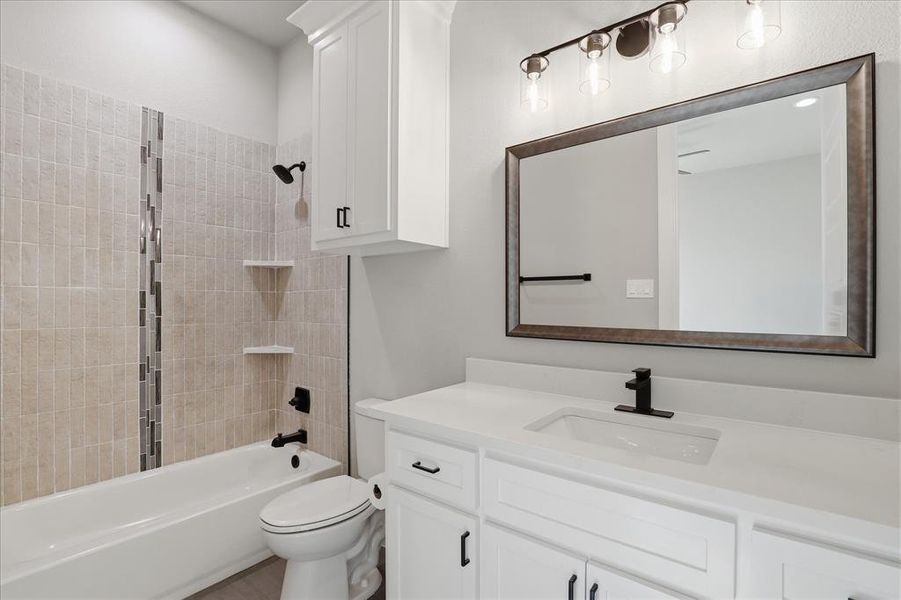 Furnished interior view inside a new home in , Waxahachie (Image 30).