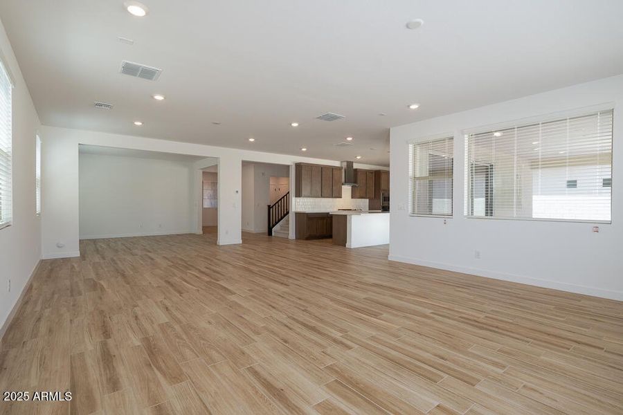 Tri Pointe Terraza 92 - Great Room and D Tri Pointe Terraza 92 - Great Room and D