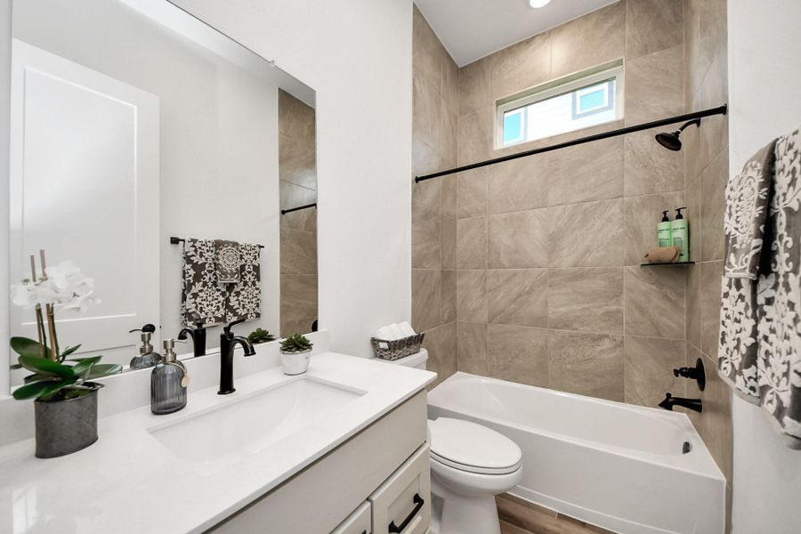 Furnished interior view inside a new home in Meridiana 50's, Manvel (Image 12).