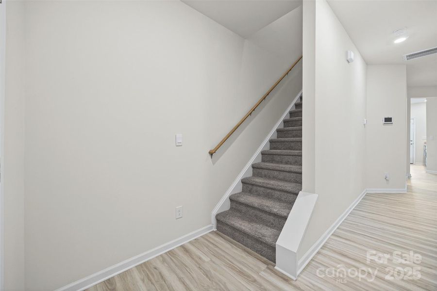 Spacious, unfurnished interior of a new home in , York (Image 14).