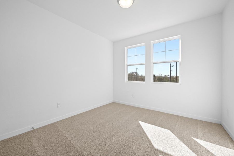 Spacious, unfurnished interior of a new home in , Buda (Image 18).