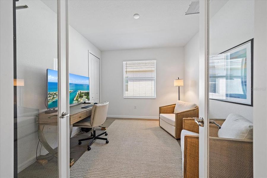 Image 25 of a home in Wellen Park Golf & Country Club.