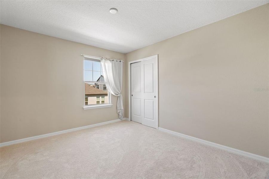 Spacious, unfurnished interior of a new home in , Winter Garden (Image 22).