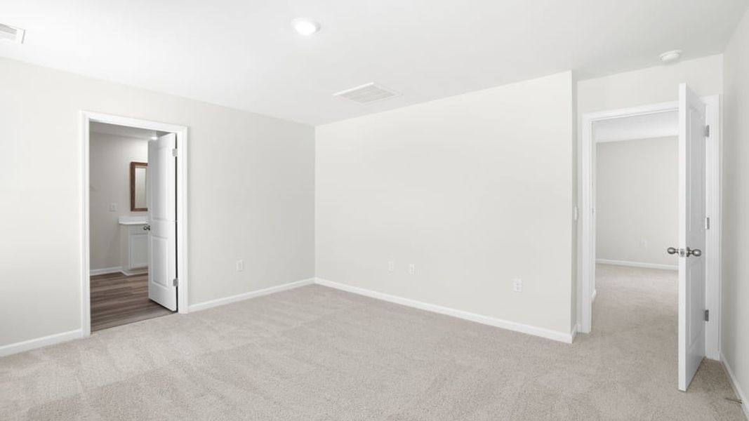 Spacious, unfurnished interior of a new home in Trailside Run, Spartanburg (Image 37). Spacious, unfurnished interior of a new home in Trailside Run, Spartanburg (Image 37).