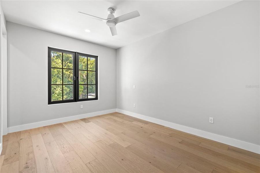 Spacious, unfurnished interior of a new home in , Orlando (Image 61). Spacious, unfurnished interior of a new home in , Orlando (Image 61).